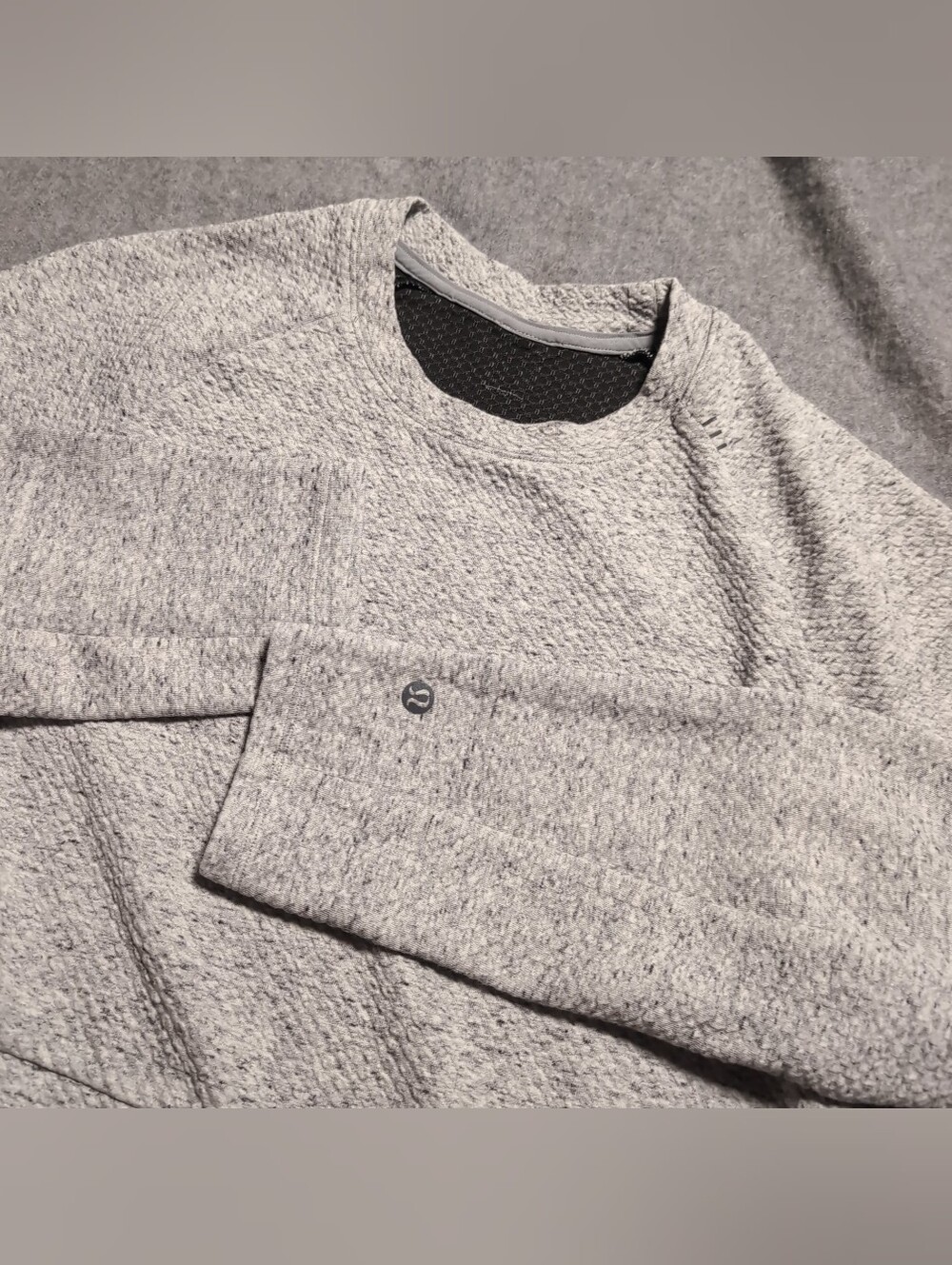 Lululemon Textured Knit Crewneck Pullover Sweatshirt - Heathered Grey Small